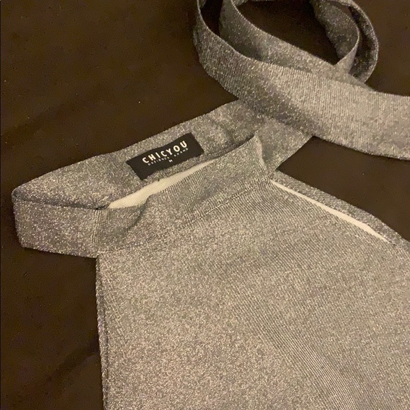 Shiny top - Picture 3 of 4